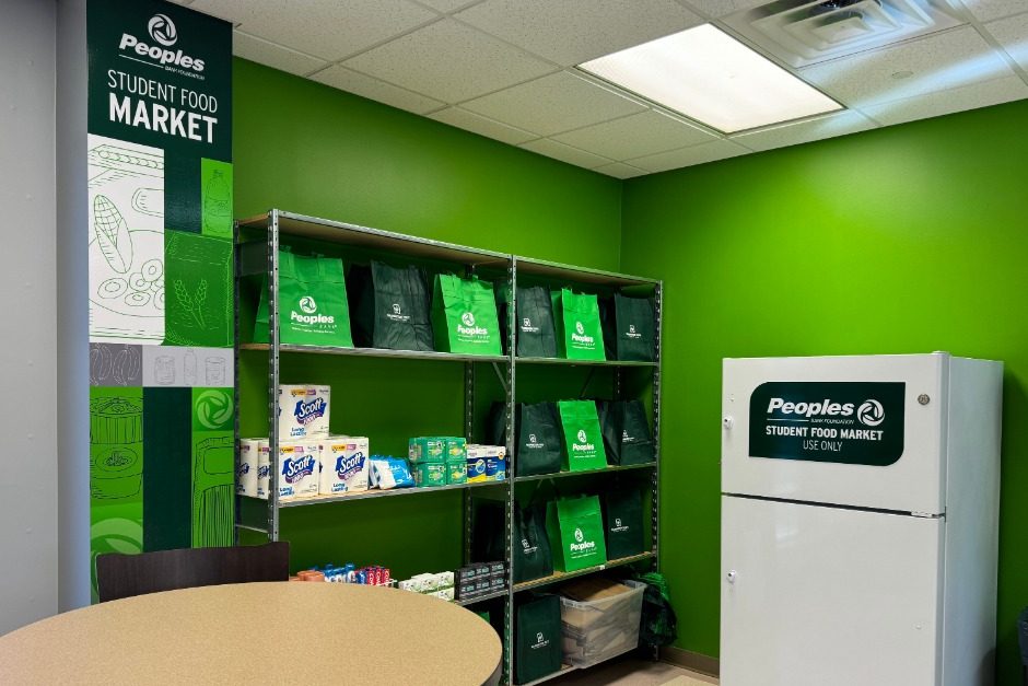 The Washington State College of Ohio Student Market.
